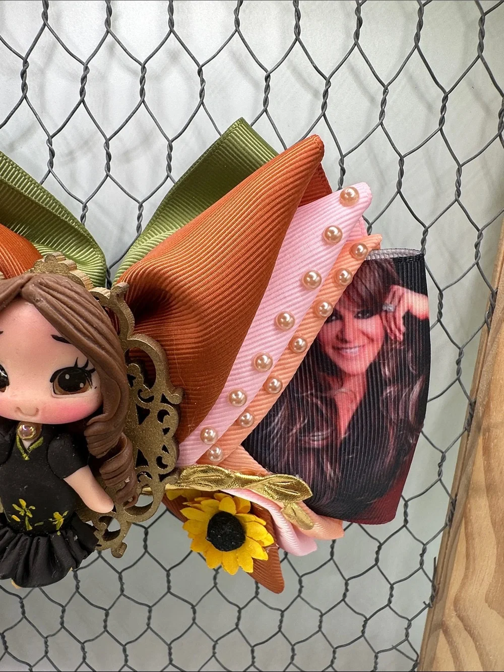 Jenni Rivera inspired handmade hair bow.